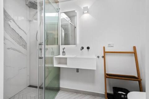 In The Idyllic Heart Of Historic Copenhagen. Apartment *